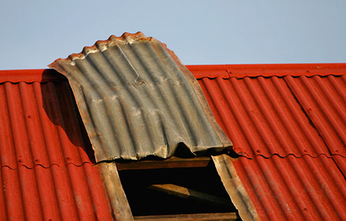 Spray foam strengthens